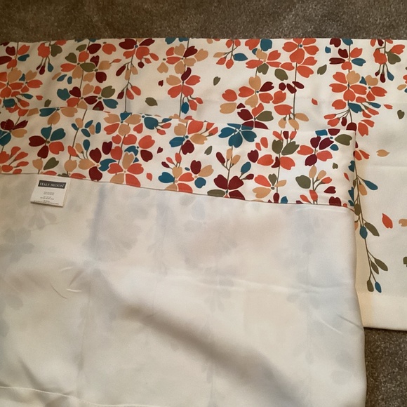 Half Moon set of 2 floral window valance curtains - Picture 2 of 4